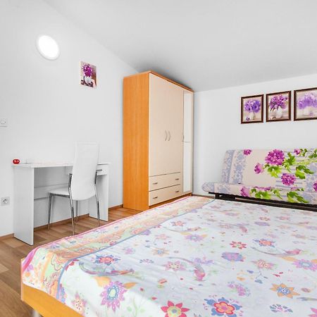Apartmani Alaga B Трибунь Экстерьер фото
